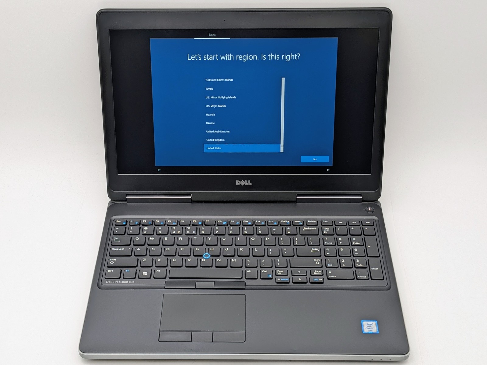 Dell Precision 7510 15″ FHD I7-6820HQ 1TB SSD 16GB W10P AMD Radeon (TM) R9 M375X
