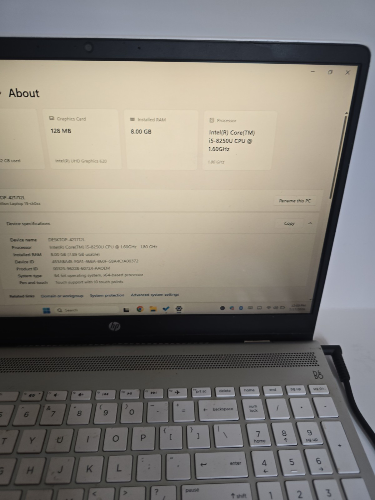 HP Pavilion 15-3168NGW 15.6″ i5-8250U 1.60 GHz 8 GB RAM See Pictures
