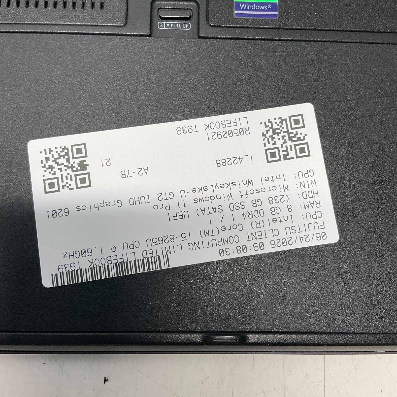 Fujitsu Lifebook T939 Laptop Intel Core i5-8265U @ 1.60 GHz 8GB 256GB SSD Win 11