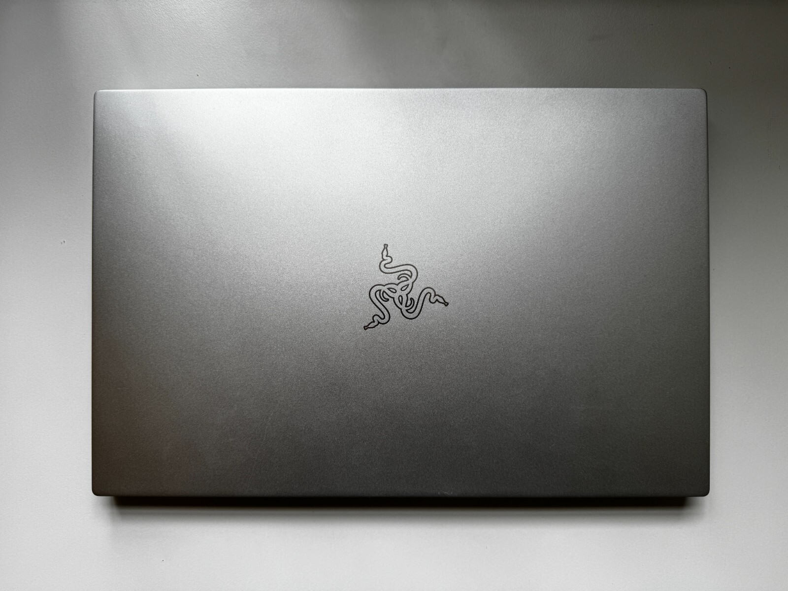 Razer Blade 15 Advanced 2019, Mercury White, 240Hz, i7-9750H, RTX 2070 MQ, 32GB