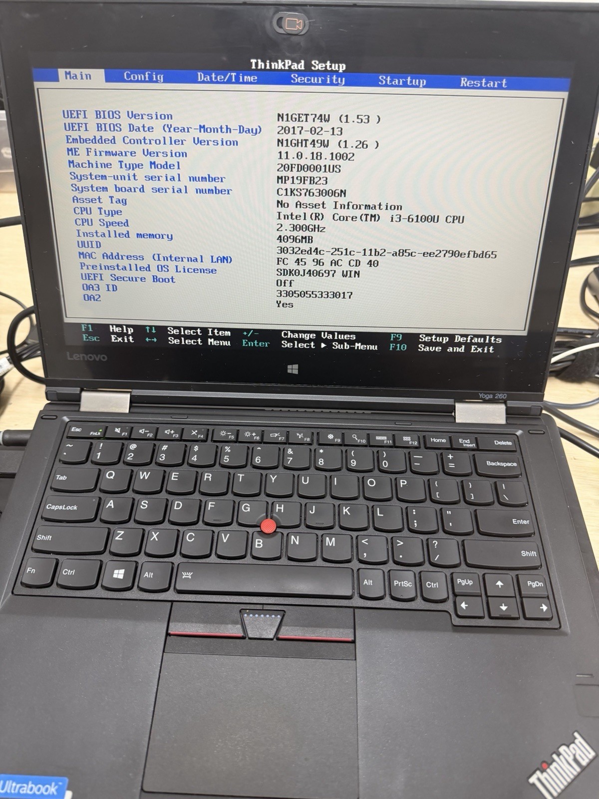 Lenovo ThinkPad Yoga 260 12.5” Touch Laptop i3-6100U 4GB RAM, 128GB SSD +Charger