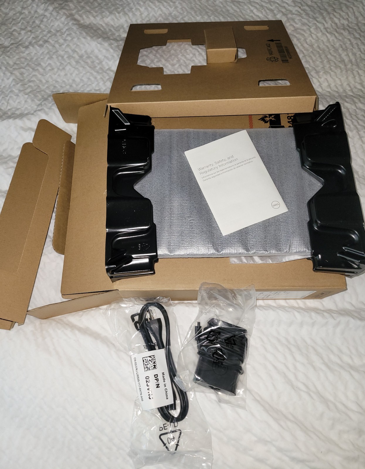 Dell Latitude 7210 2in1 12.3″ 16GB 512GB i7-10610U 1.1GHz. Keyboard. **NEW**
