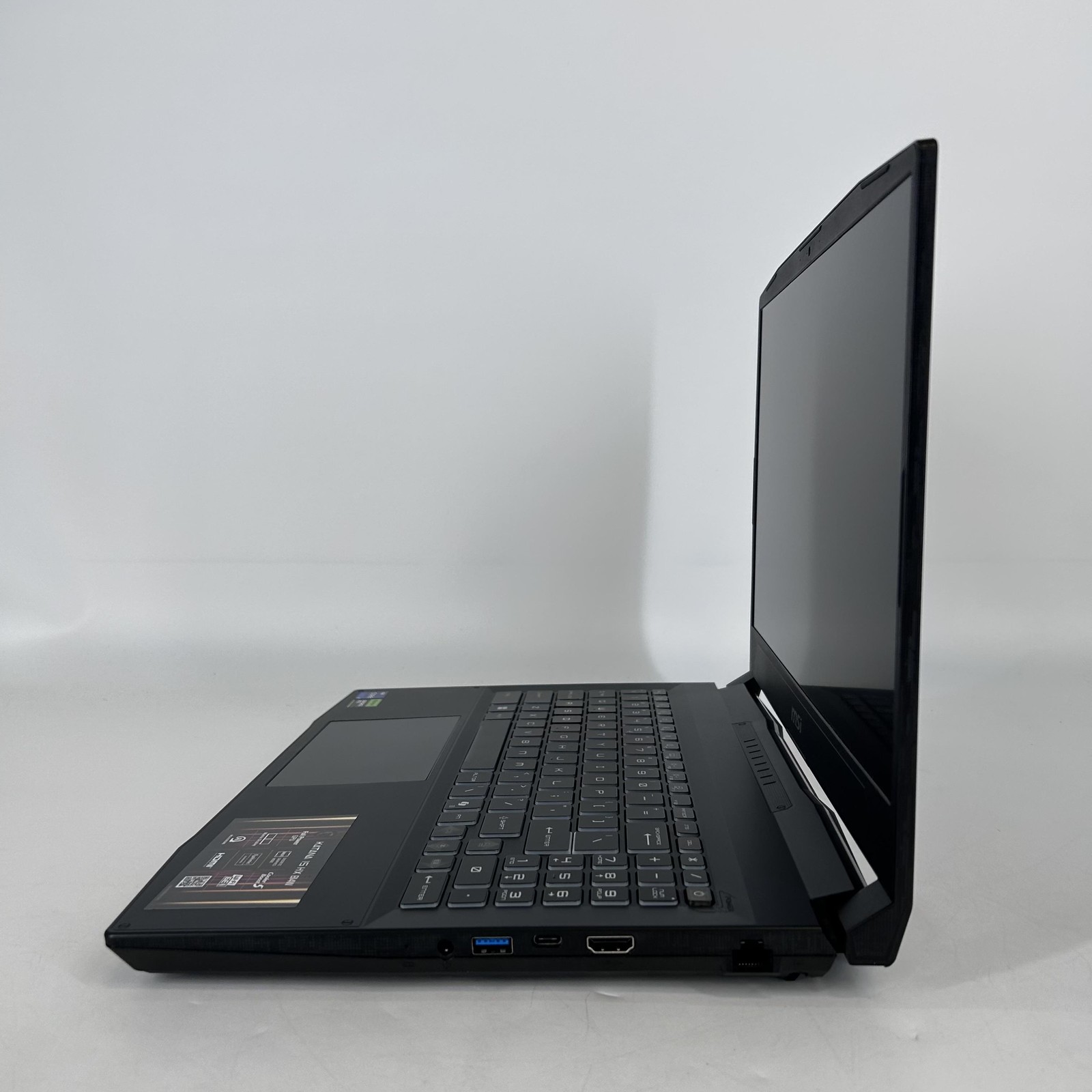 MSI Katana 15 HX 165Hz 2K 2.2 GHz i9-14900HX 32GB 1TB SSD RTX 5070 Very Good