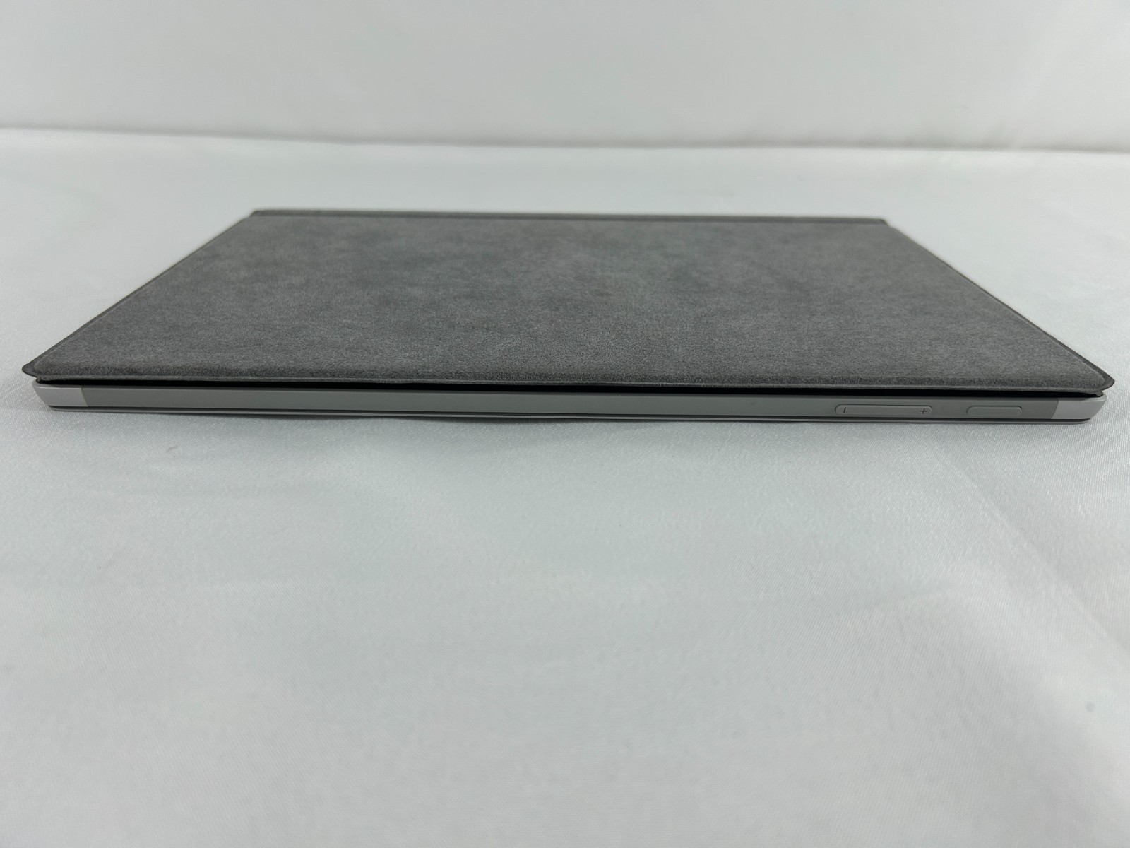 Microsoft Surface Pro 7 12.3″| i7-1065G7 | 16GB RAM | 512GB NVMe | W11Pro