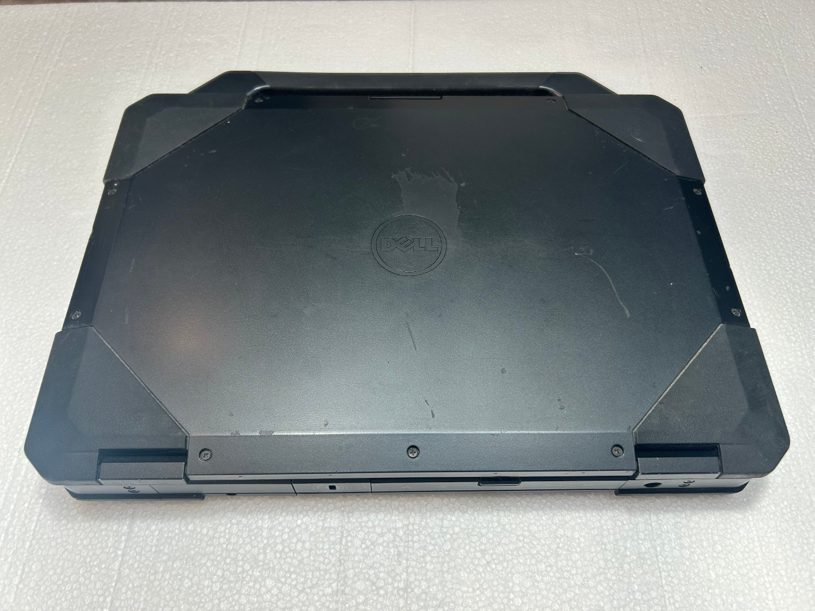 Dell Latitude 5414 Rugged 14″ Touchscreen i7-6600U 2.6GHz 16GB 256GB R7 M360 GFX