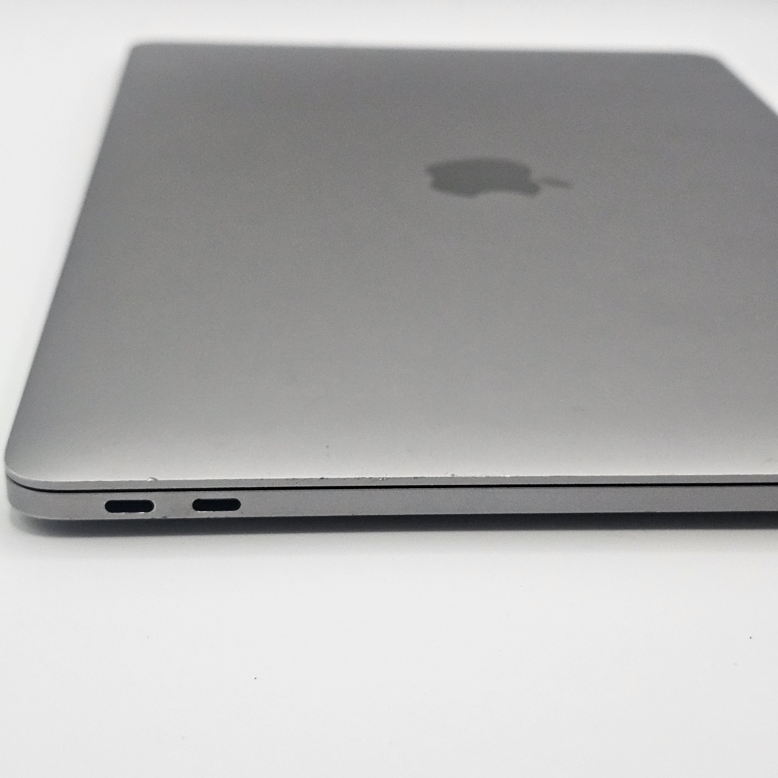 Apple MacBook Pro 13″ 2017 i5 2.3GHz 16GB RAM 256GB SSD Space Gray A1708 Ventura