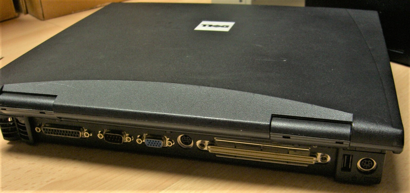 Old Dell Inspiron 7500 Laptop w/CPU/HD/Rams & Dock for collector (Working As Is)