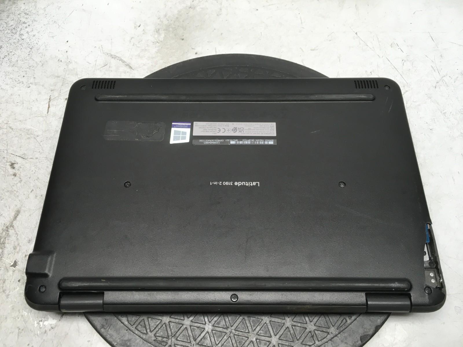 Dell Latitude 3190 2-In-1 Intel Celeron N4100 1.1GHz 4 GB NO HDD