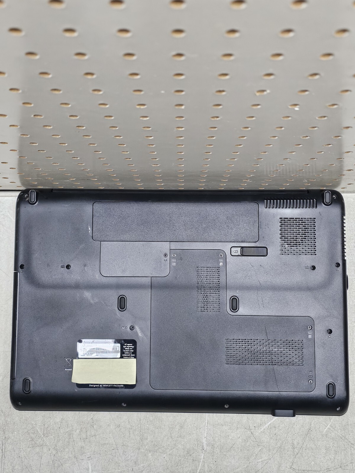 HP G71-349WM Laptop – Pentium T4300 – 4GB RAM – 250GB HDD – BAD BATT – WIN 10