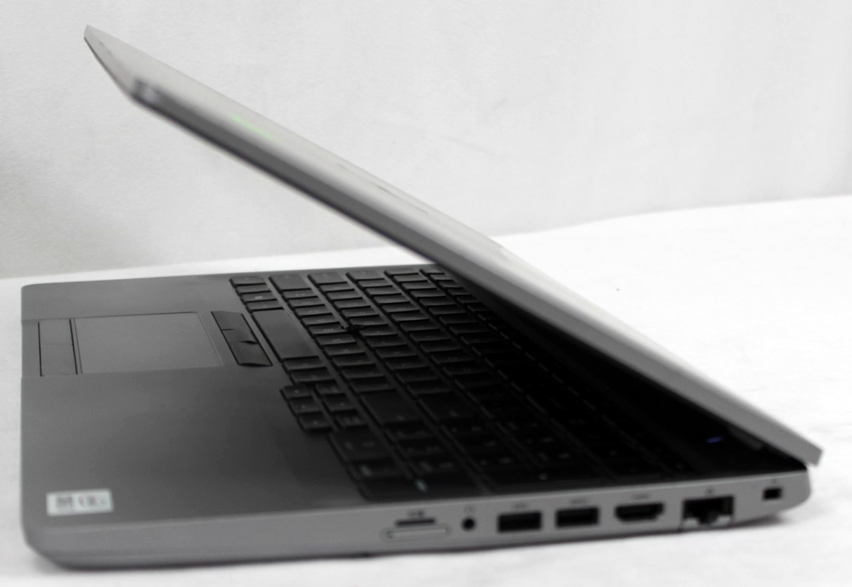 Dell Precision Laptop 3551 Intel i7-10850H 2.7GHz 16GB 256GB 6-Core SSD Win11