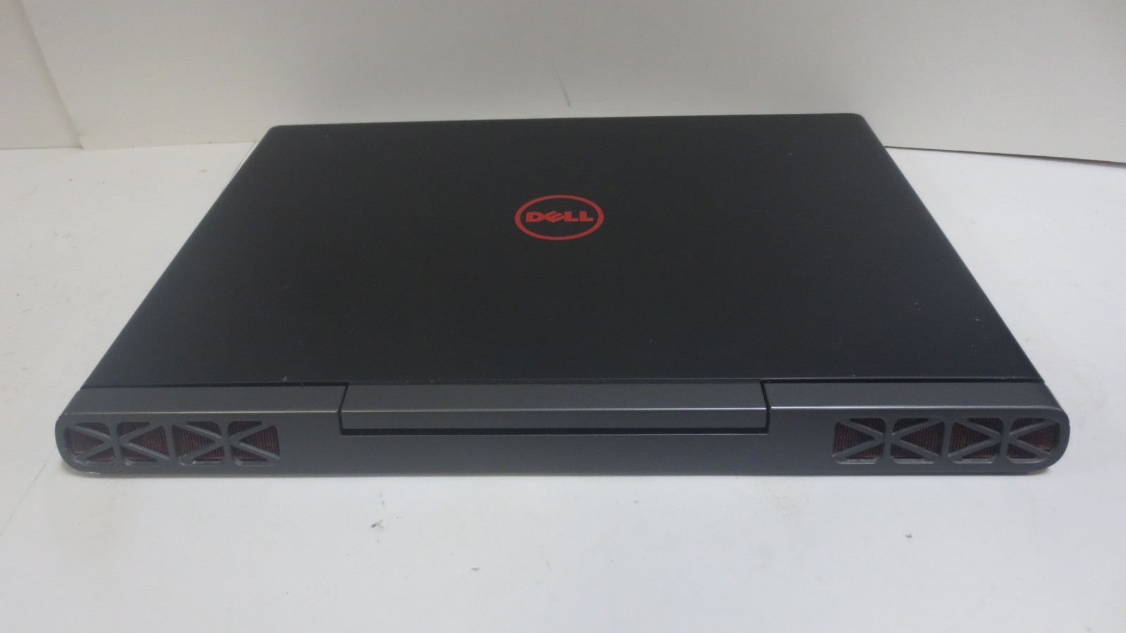 Dell Inspiron 15 Gaming 7567 i5-7300HQ | 8GB RAM | 256GB SSD |GTX1050 | WIN 10