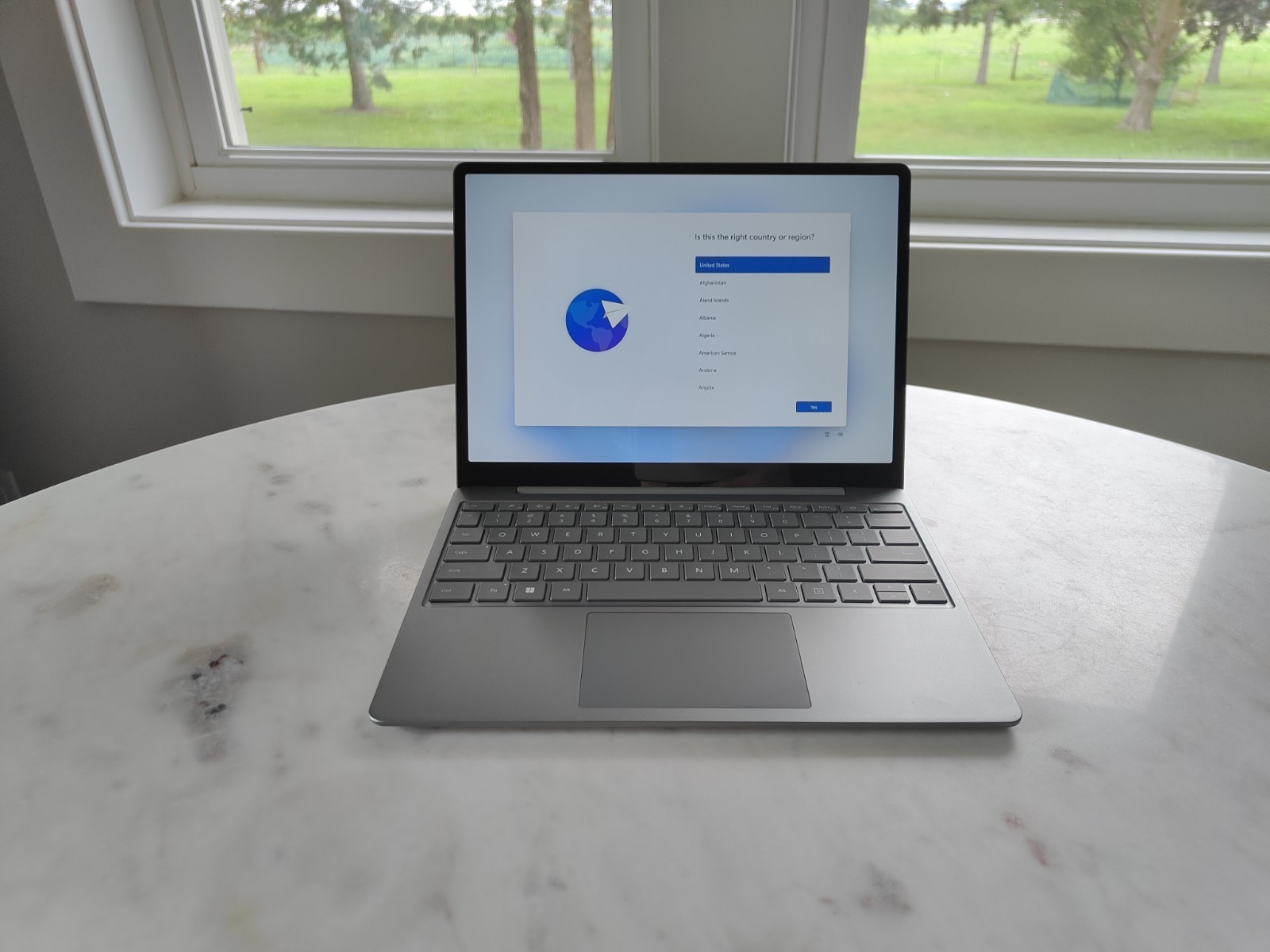 Microsoft Surface Laptop Go 3 12.4 256GB SSD Intel i5 1235U 8GB RAM Green/Silver