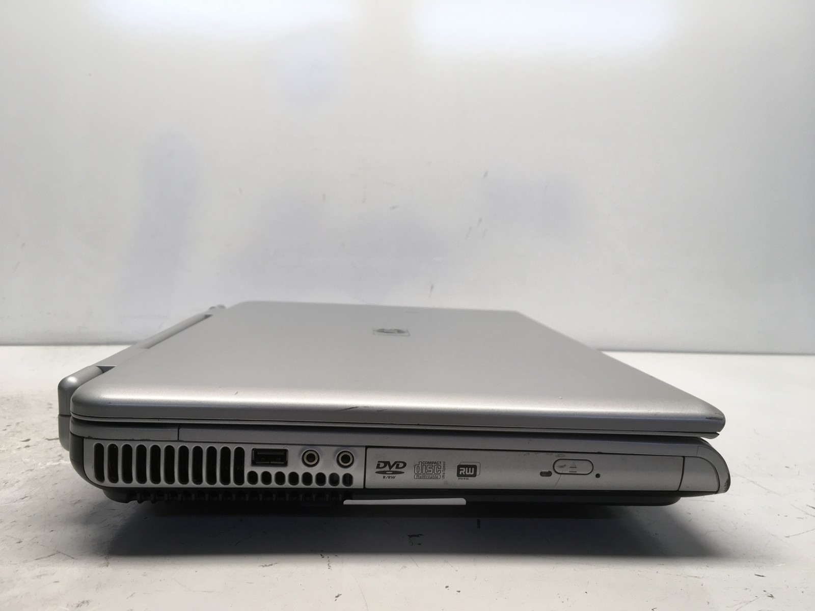 HP Pavilion ZD8000 Intel Pentium 4 No RAM NO HDD No Batt