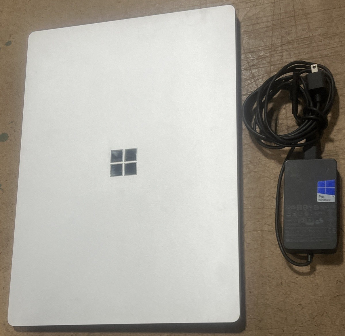 Surface Laptop 4 (1979) Laptop i7-1185G7 128GB SSD 16GB RAM W11P 13.5″ TOUCH A++