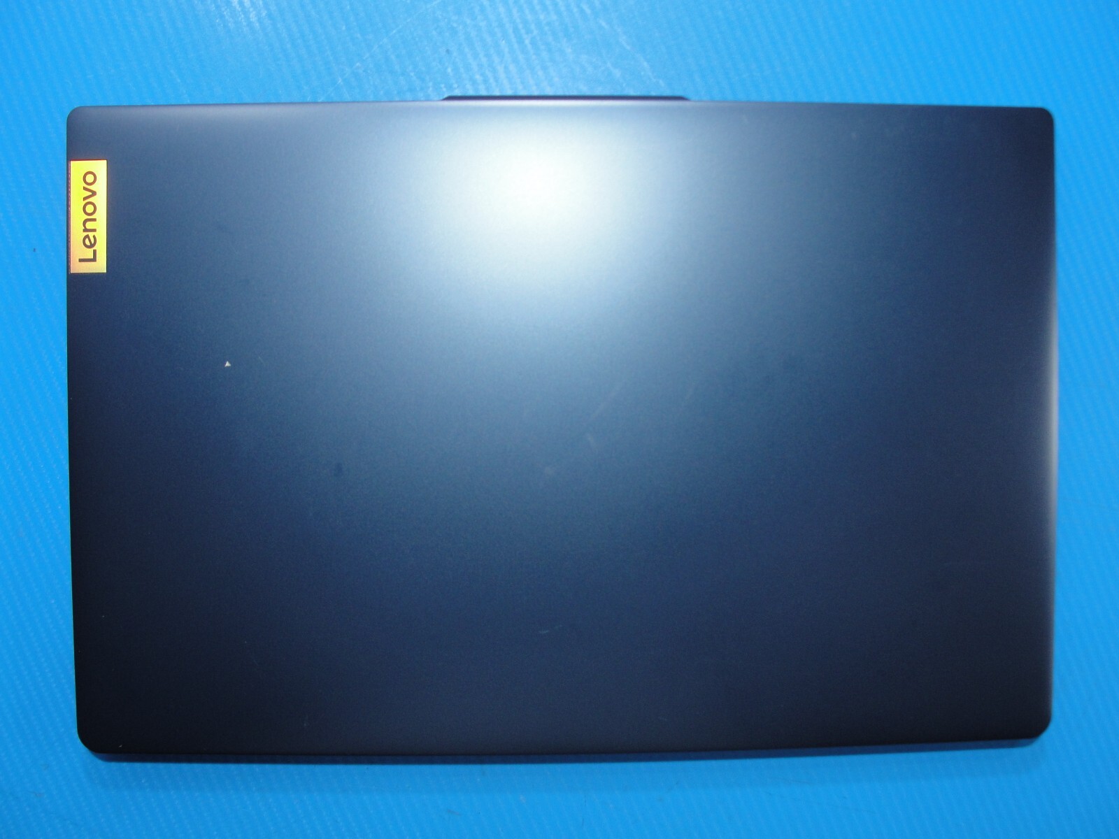 Lenovo IdeaPad Slim 3 15IRU8 15.6”FHD TOUCH Core i3-1315U 1.2GHz 8GB SSD 256GB