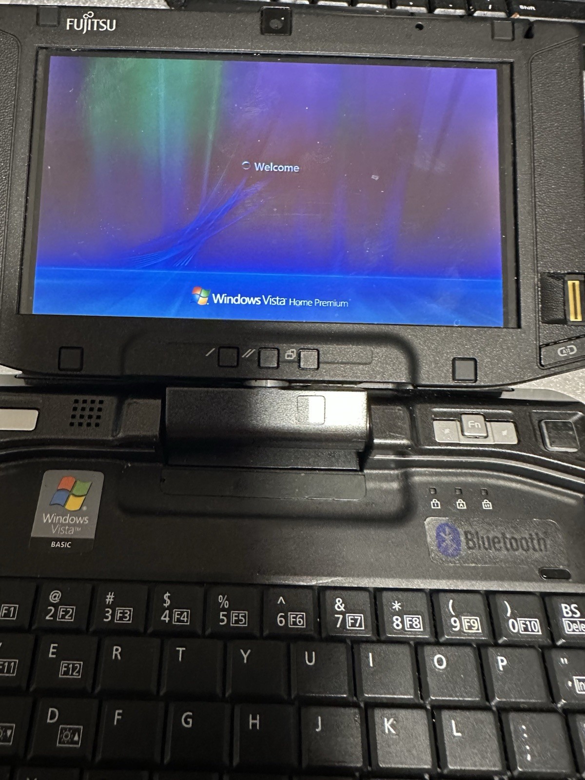 Fujitsu Lifebook U810 with Windows Vista OS
