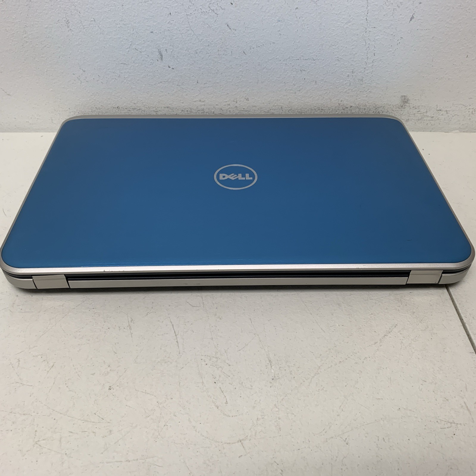 Dell Inspiron 5721 i5-3337U 1.8Ghz 8gb Ram 256gb SSD Wind 10 Home Read Descrip
