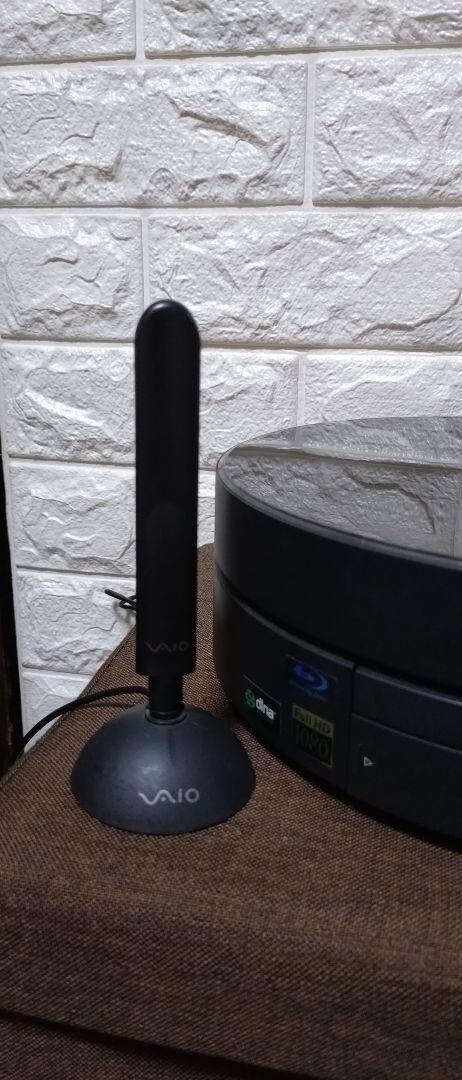 VAIO TV Side PC VGX-TP1QS Round shaped computer Intel Core2Duo Windows10 n02