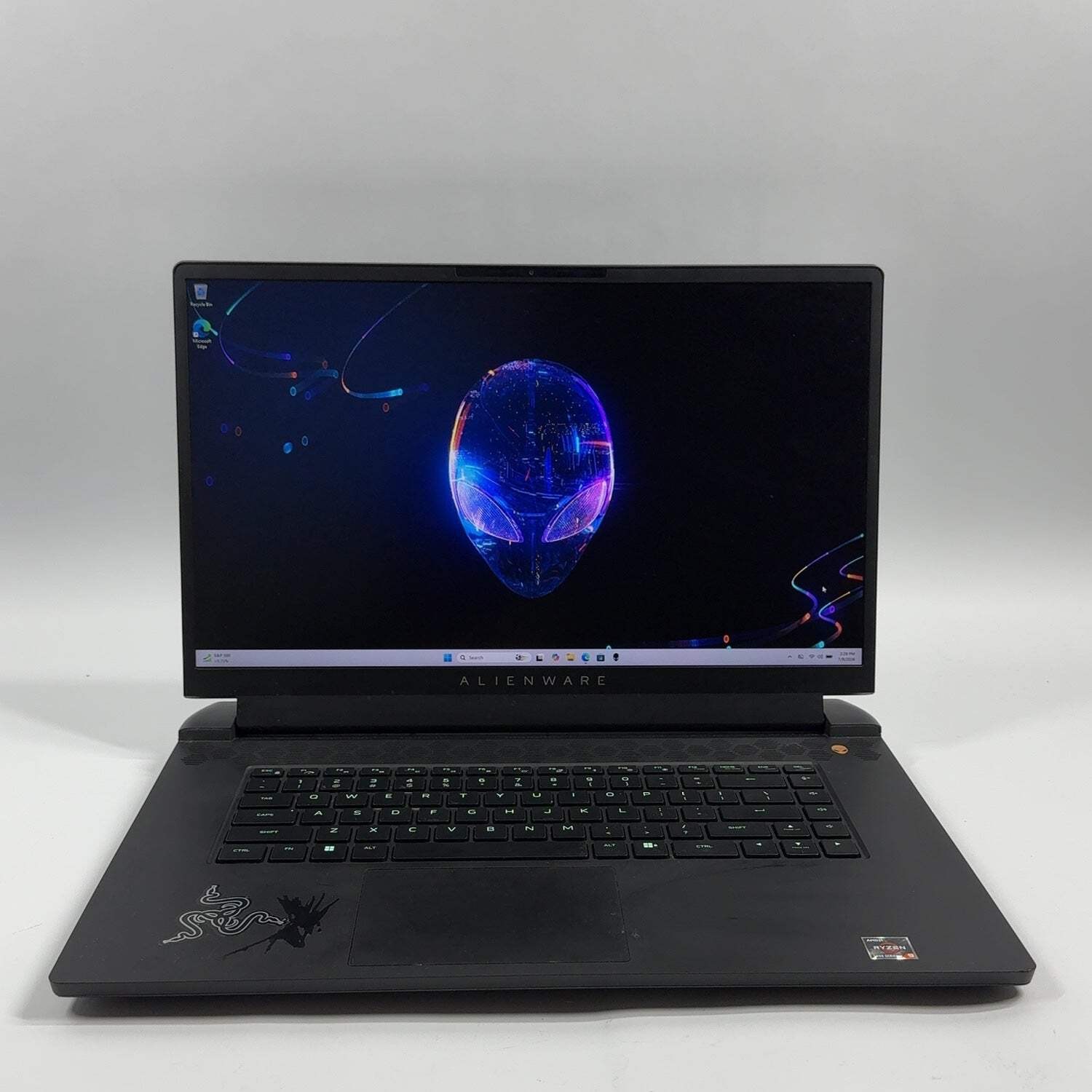 Alienware M17 R5 17.3 Ryzen 9 6900HX 3.3GHz 16GB RAM 1TB SSD GeForce RTX 3070 Ti