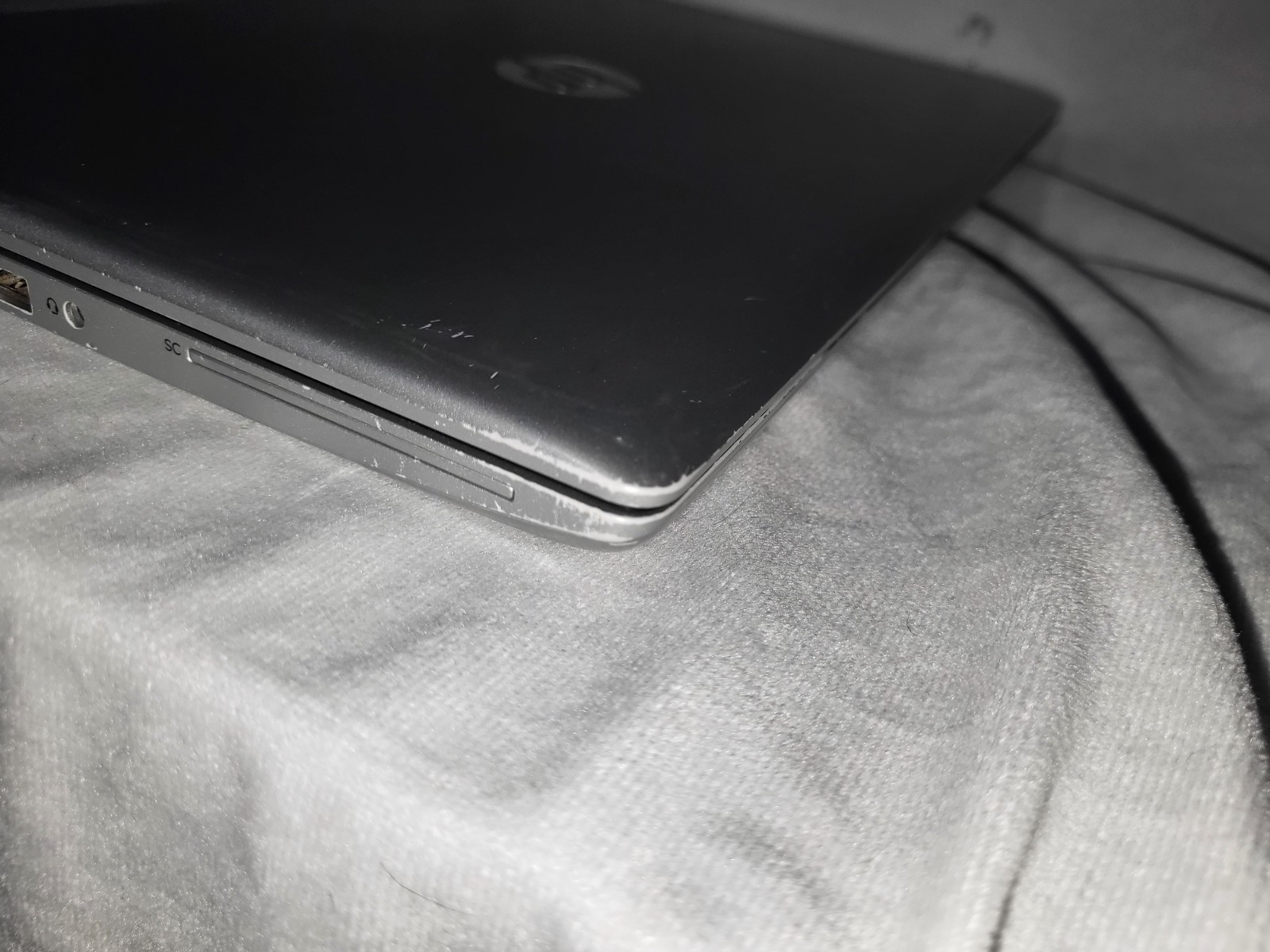 HP ProBook 645 G4 Ryzen 5 Pro 2500u 2.0GHz 8GB RAM no HHD Touch Screen -No Os