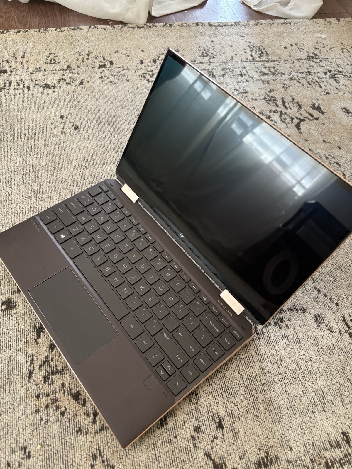 HP Spectre x360 13-13.9in i5 8GB 512GB SSD Win 2-in-1 Black/Gold slight use