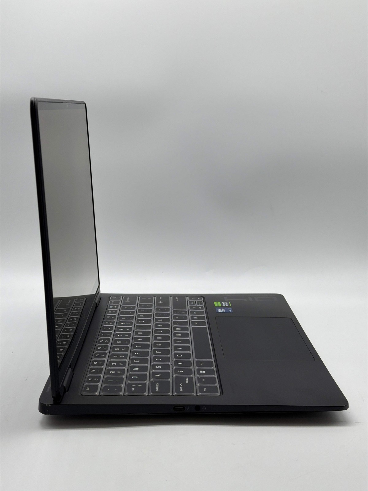 HP Omen Transcend 14 Ultra 7 155U 1TB 16GB RAM RTX 4060 Black – Bad Display
