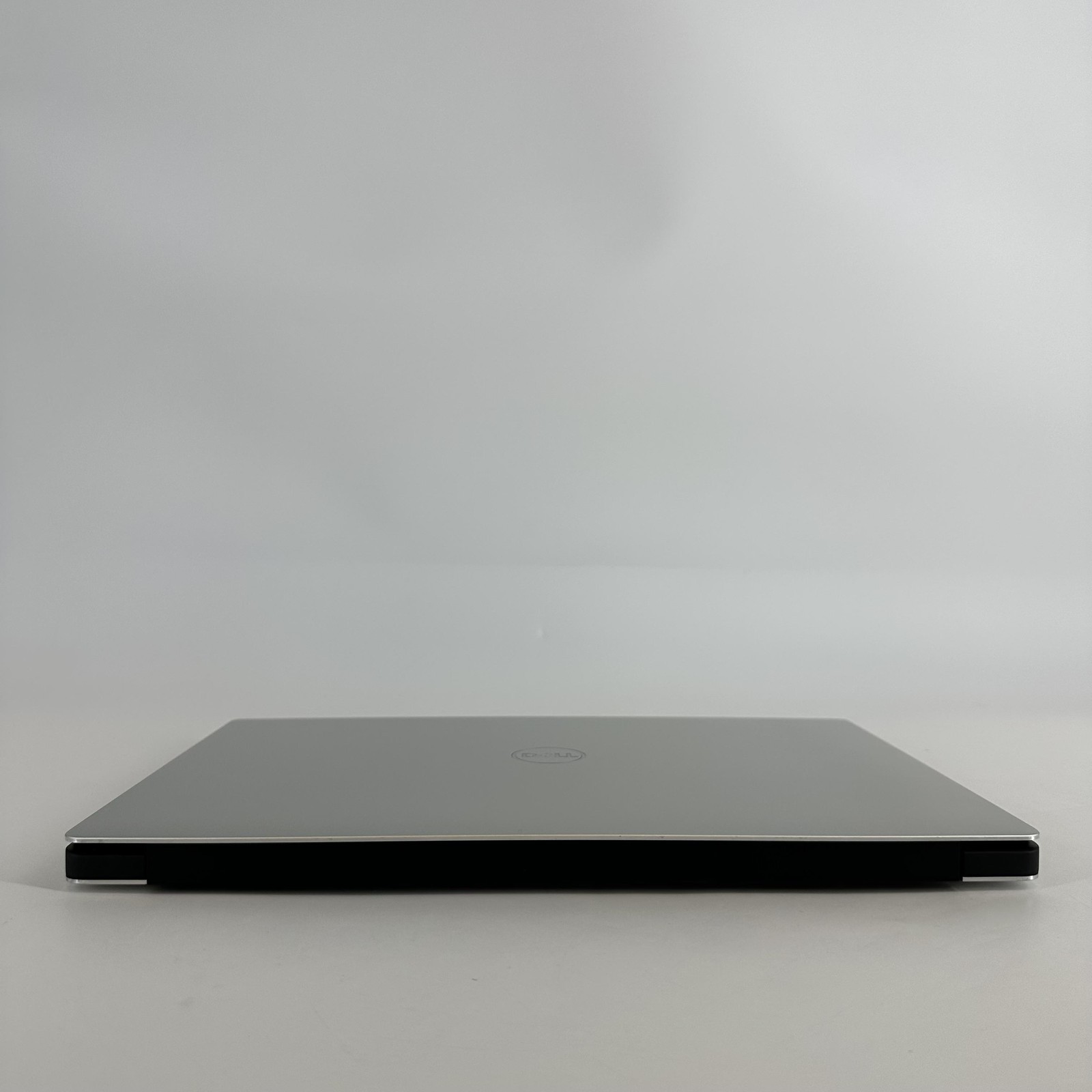 Dell XPS 15 7590 4K i7-9750H 2.60GHz 32GB 1TB SSD NVIDIA GTX 1650 Very Good