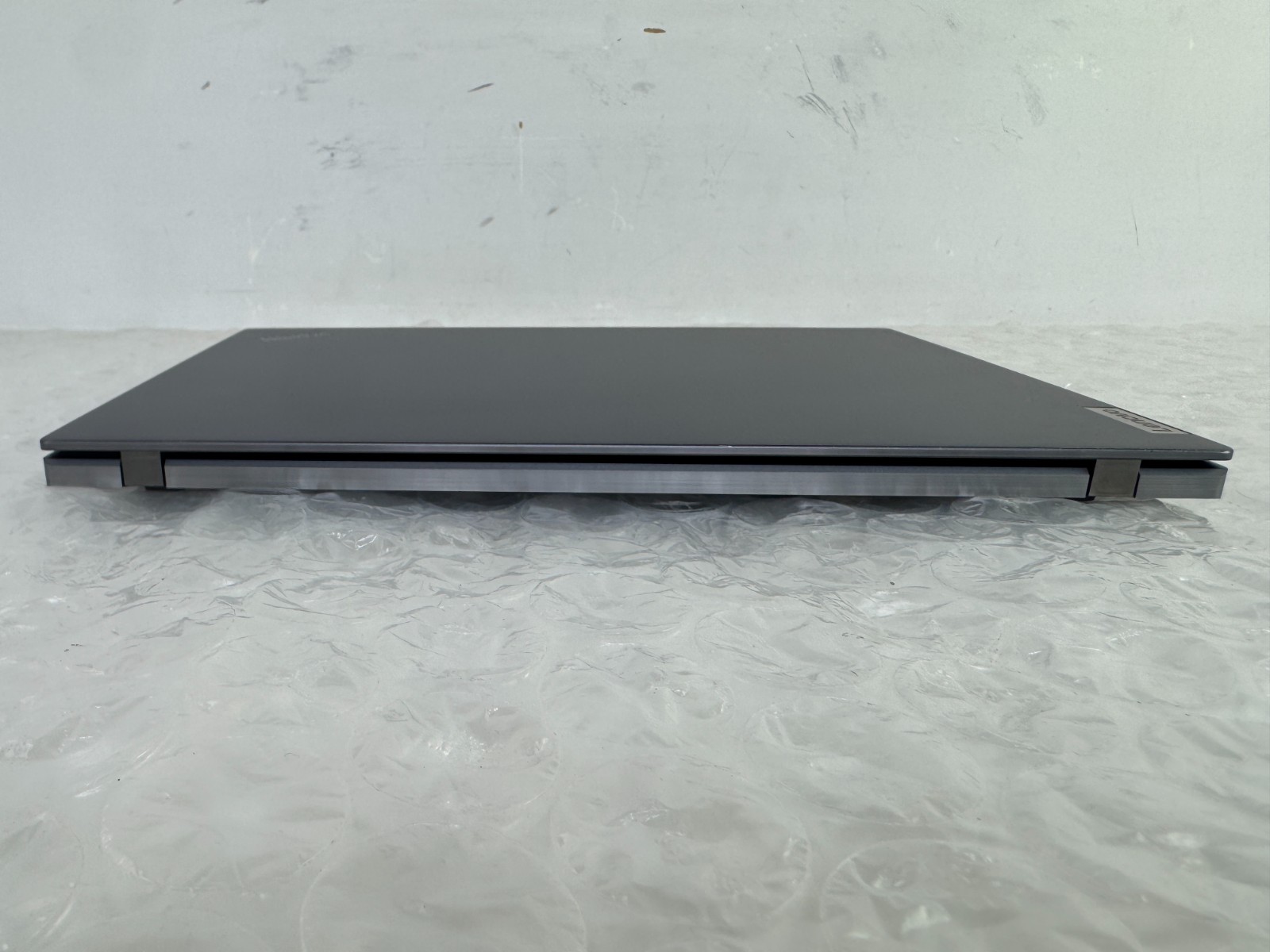 Lenovo ThinkPad T14s Gen 2 i7-1185G7 16GB 256GB 14″ FHD Win 11 Pro Laptop