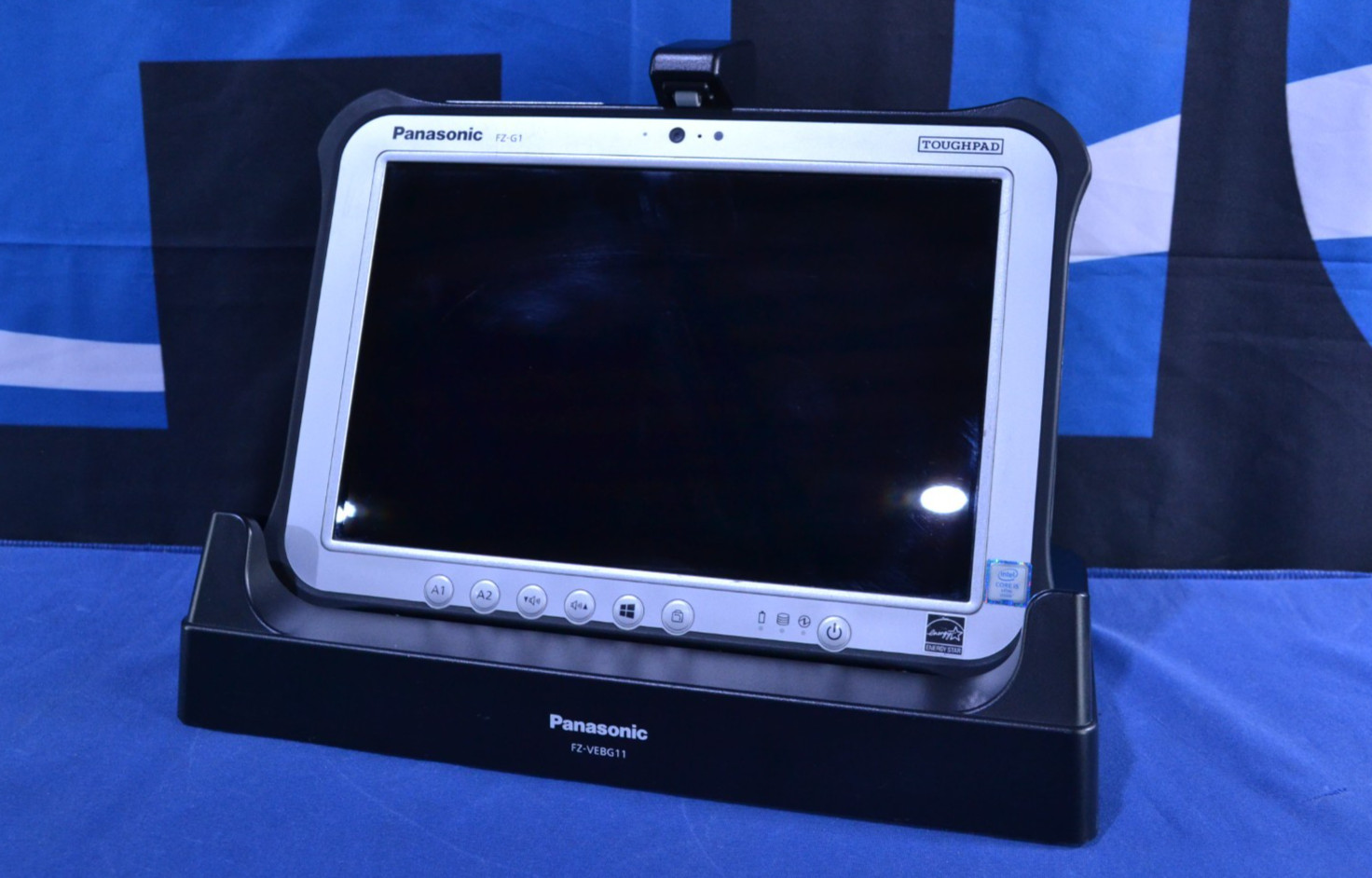 Panasonic FZ-G1 ToughPad with Docking Station i5-6300U/8GB/256GB/No OS (J070902)