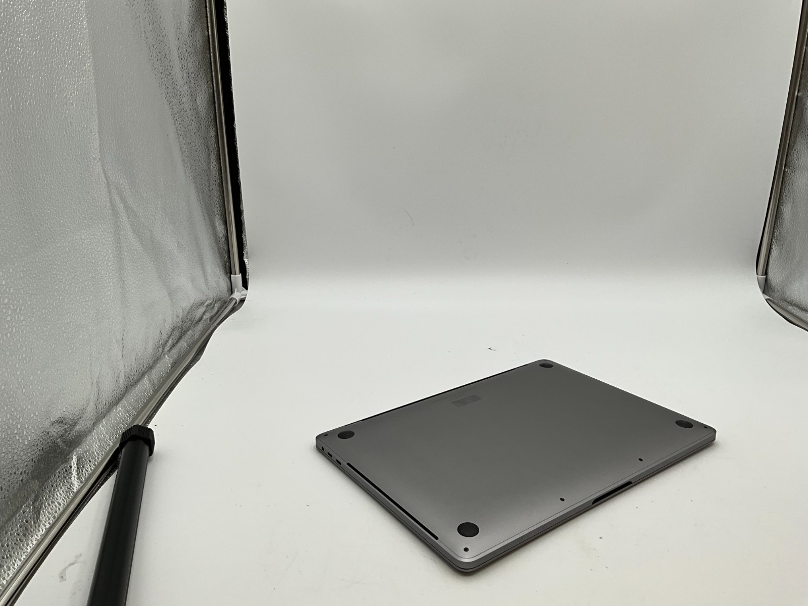 APPLE MacBook Pro 13 A2251 I5-1038NG7 16GB 512GB 2020* TAHOE C02FH1NSML7H