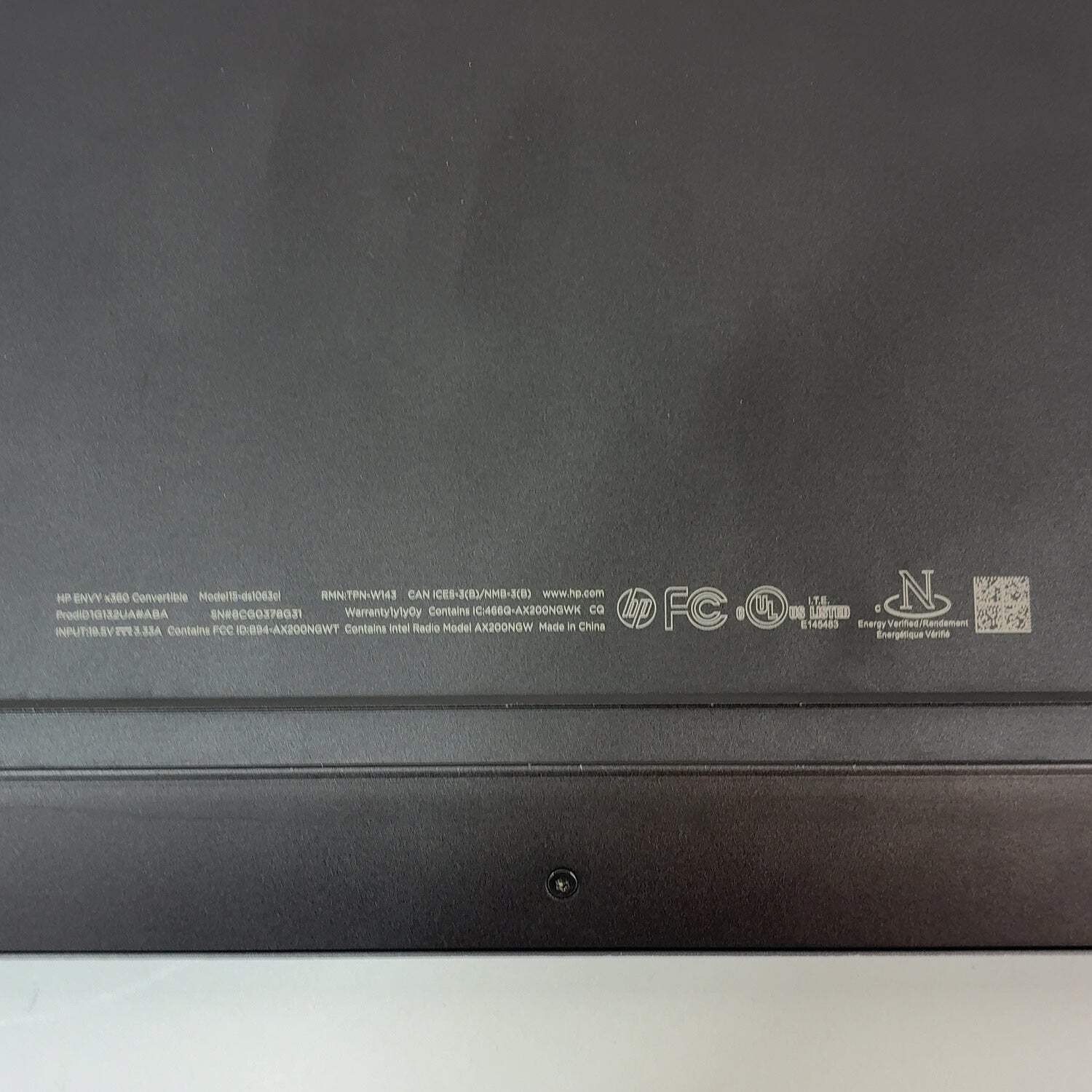 HP Envy x360 15-DS1063CL 15.6″ Ryzen 5 4500U 2.3GHz 8GB RAM 512GB SSD