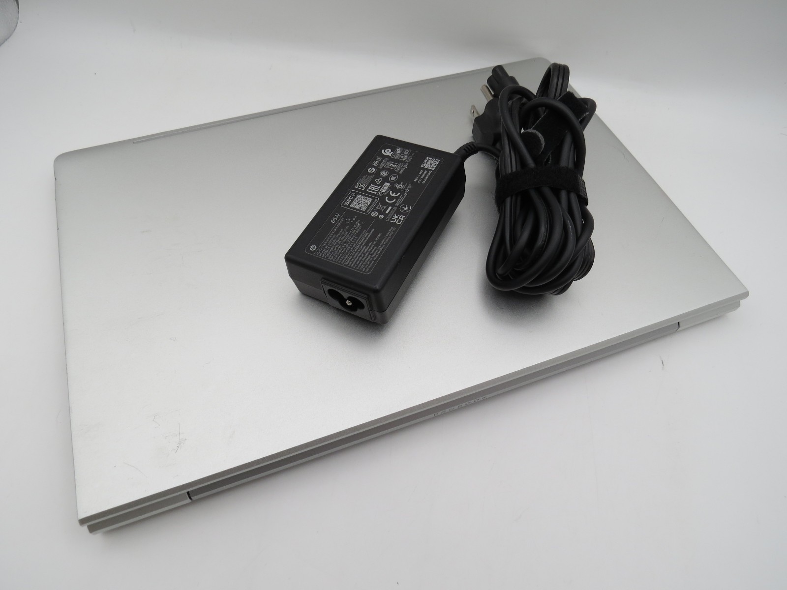 HP ProBook 440 G9 i7-1255U @ 1.7GHz | 16GB DDR4 | 512GB SSD | 14″ | Win 11 Pro