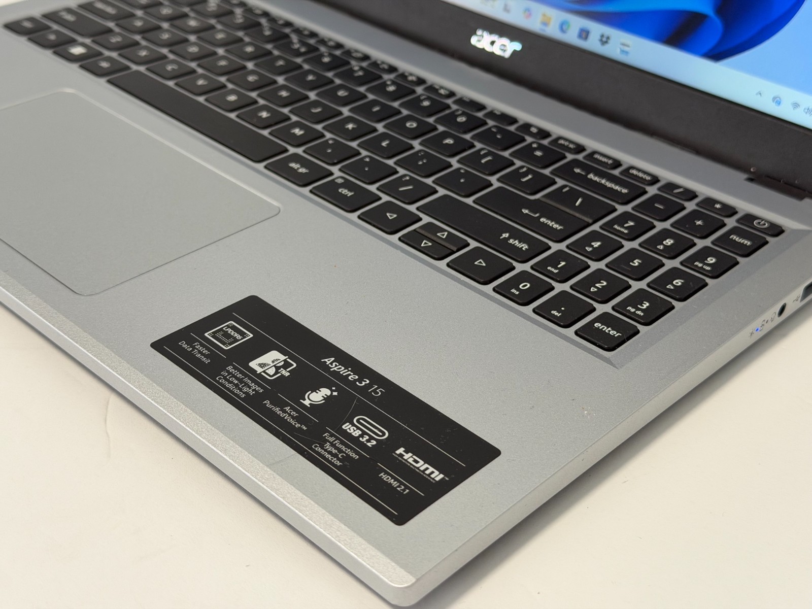 Acer Aspire 3 Laptop 15″ N23H4 8GB RAM 128GB SSD Intel N200 128GB UHD Graphics