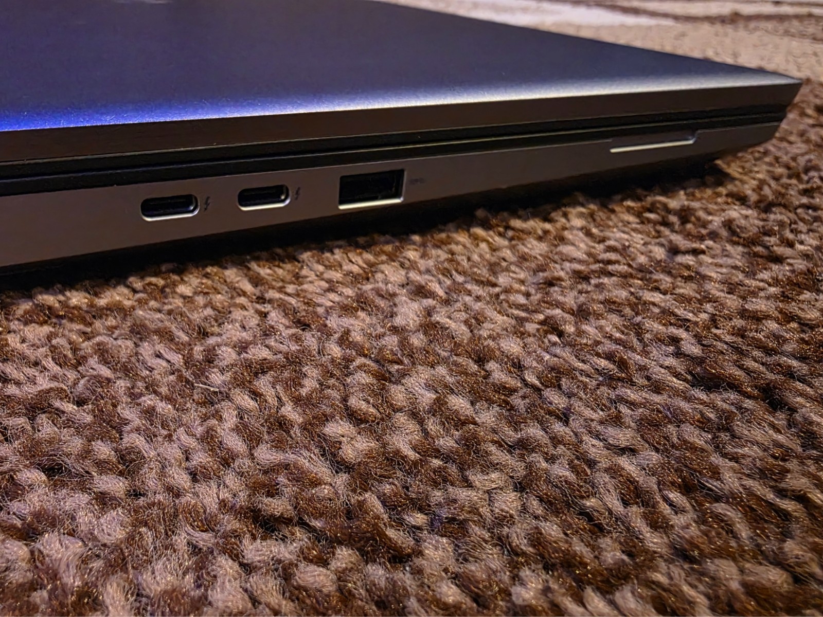 Dell Precision 7750 17.3″ NVIDIA RTX 3000, INTEL i7-10850H, 32GB, 256GB SSD,