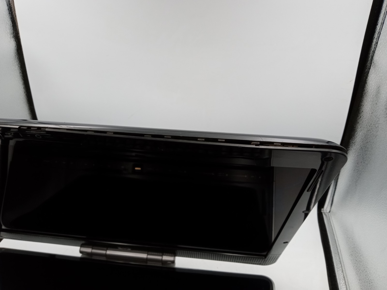HP Pavilion HDX 9000 Dragon 20″ Laptop C2D T7500 3GB RAM – PARTS / REPAIR -RR