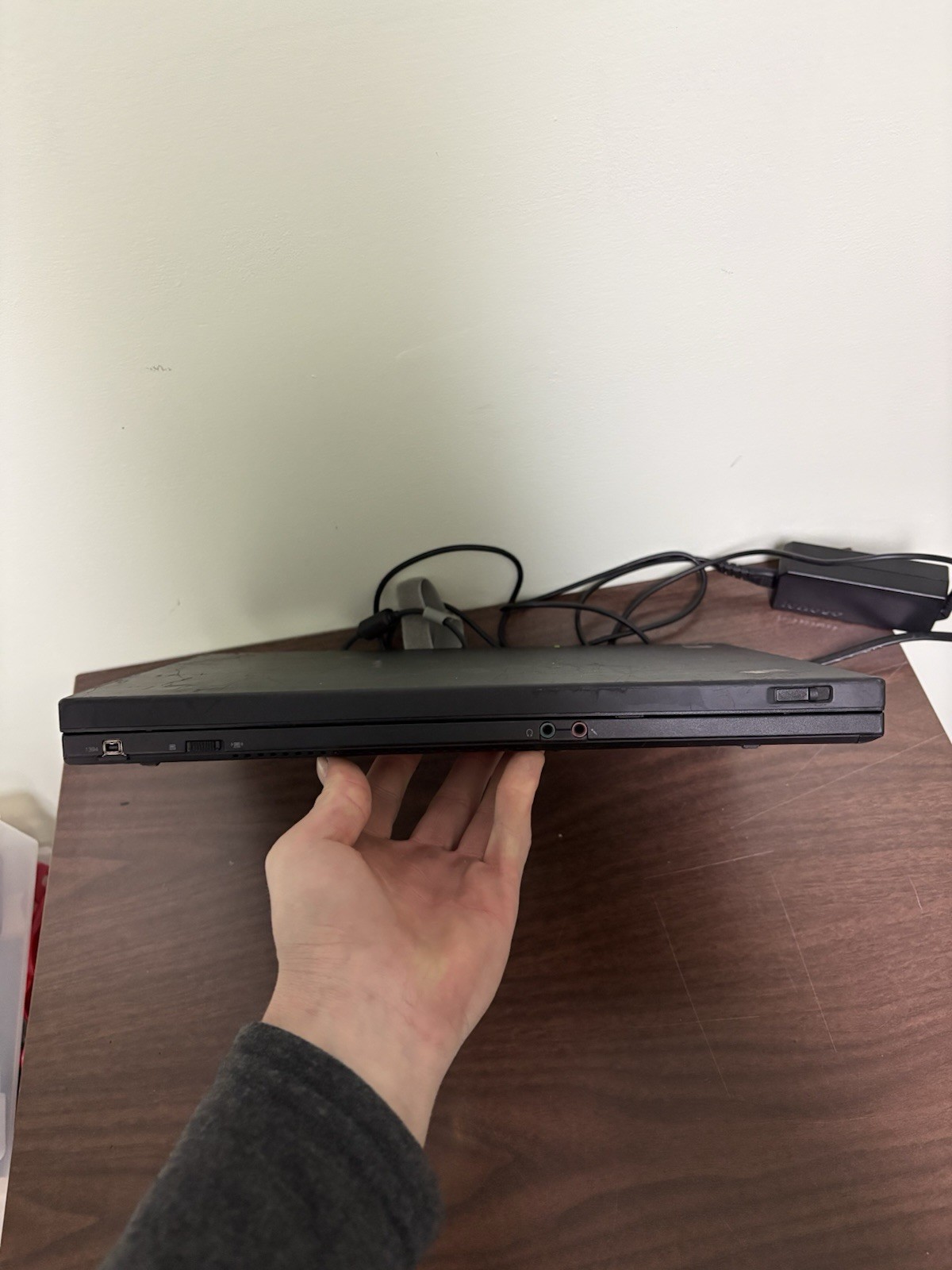 Lenovo Thinkpad T61 Powers On Untested