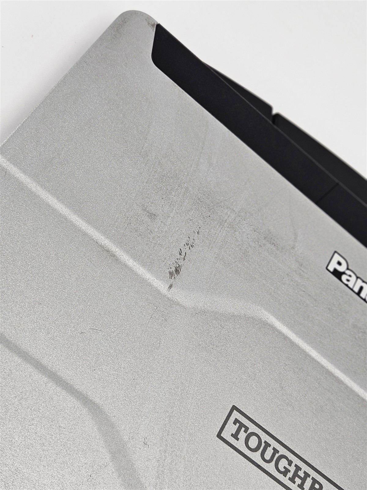 Panasonic 14″ Toughbook FZ-55 MK1 i5-8365U 16GB RAM 512GB SSD No OS