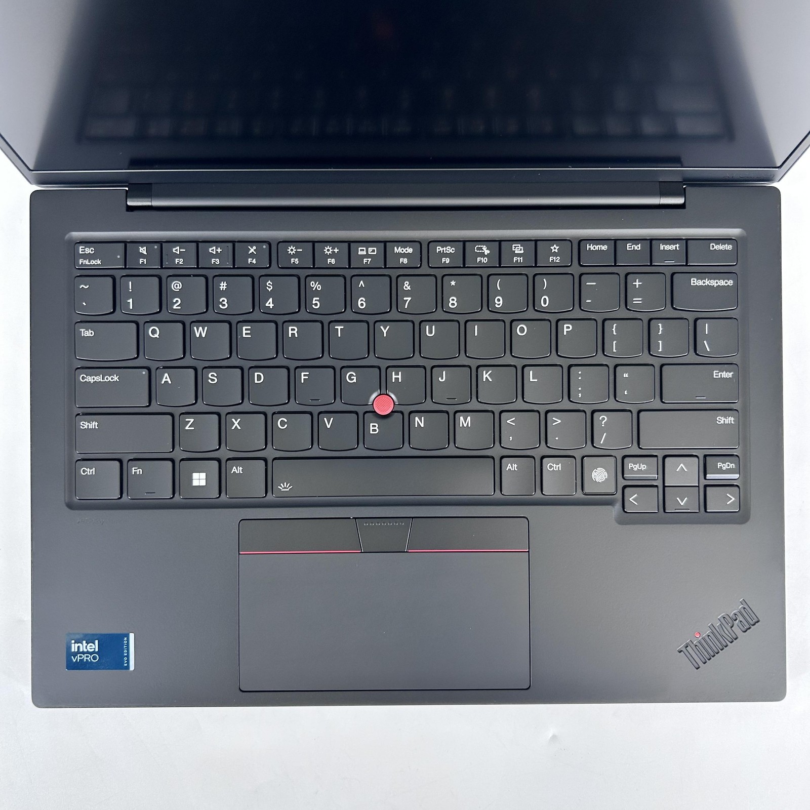 Lenovo ThinkPad X1 Carbon Gen 12 14 FHD+ 1.7 GHz Ultra 7 165U 32GB 1TB Very Good