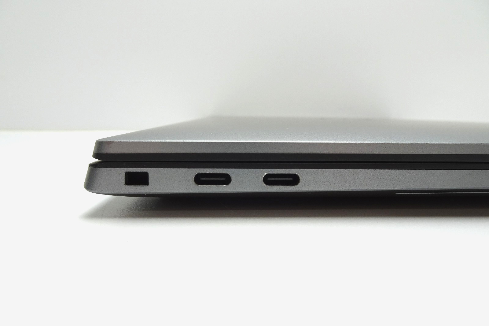 Dell Precision 5570 Laptop | i7-12700H | 8GB RAM | 512GB NVMe | LINUX | READ