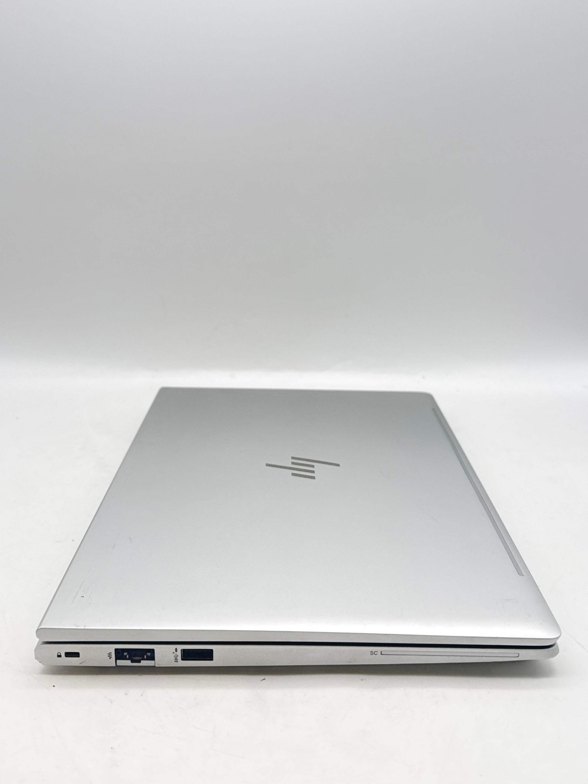 HP EliteBook 640 G10 14.0″ FHD Touch Core i5-1335U 1.30GHz 256GB SSD 8GB RAM