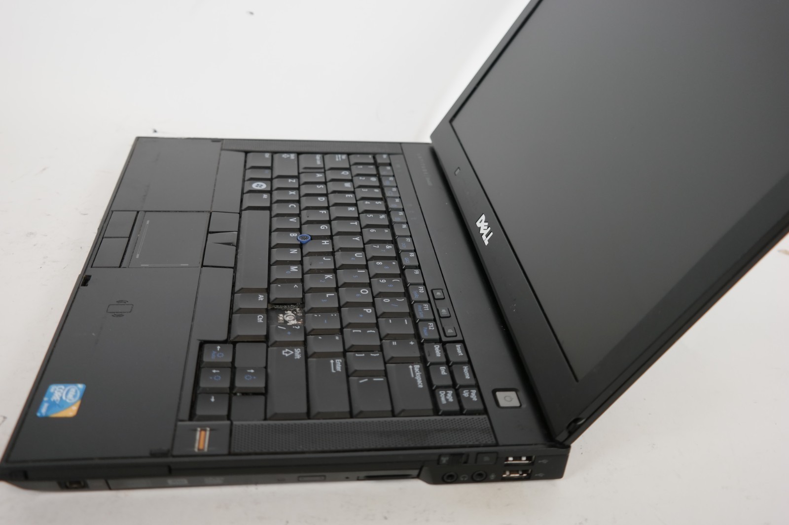 Dell Latitude E6400 14″ – Intel Core 2 Duo – 3GB RAM – No HDD – No Power