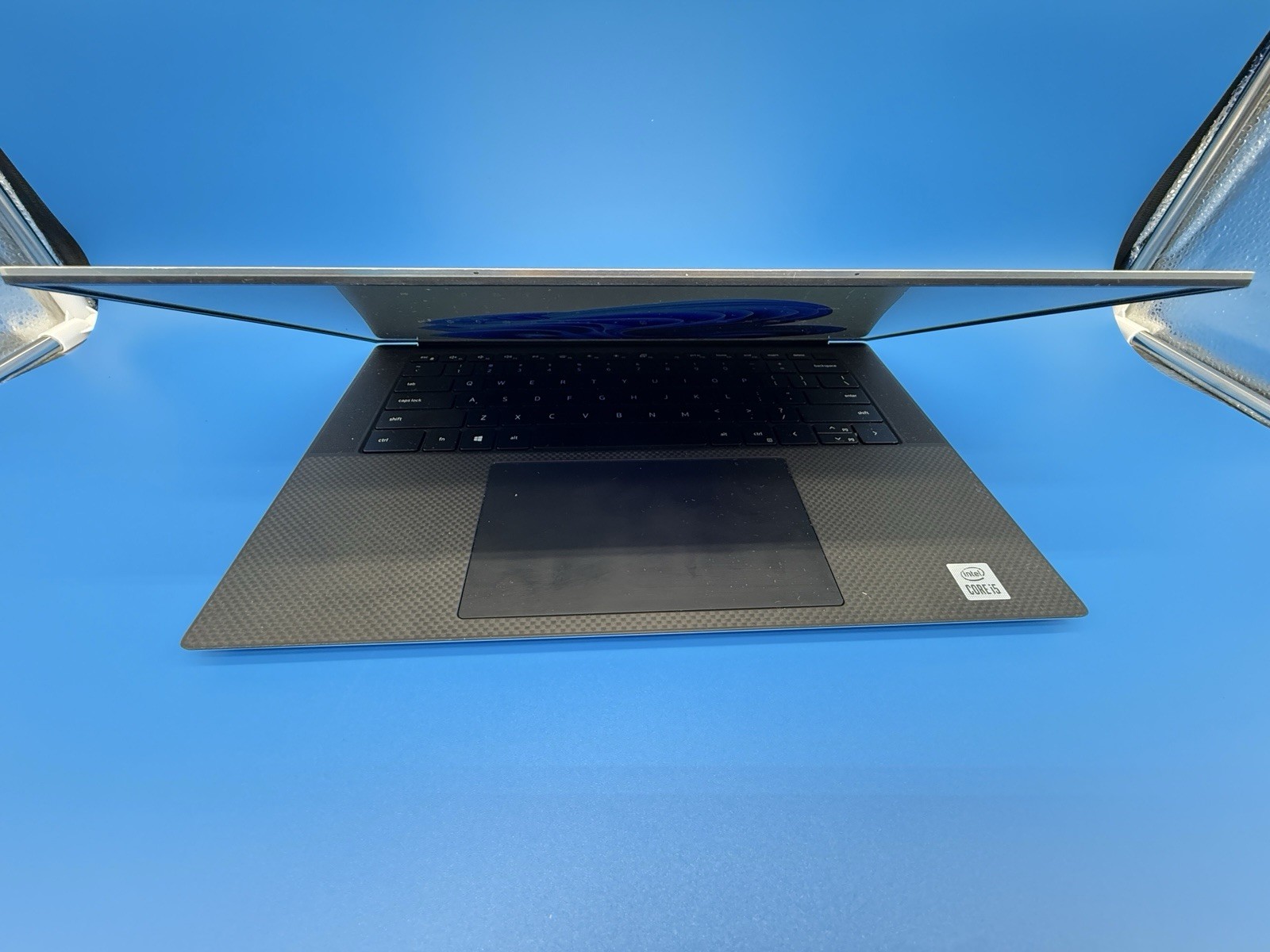 Dell XPS 15 9500 15.6” i5-10300H 8GB RAM 256GB SSD Windows 11 Pro