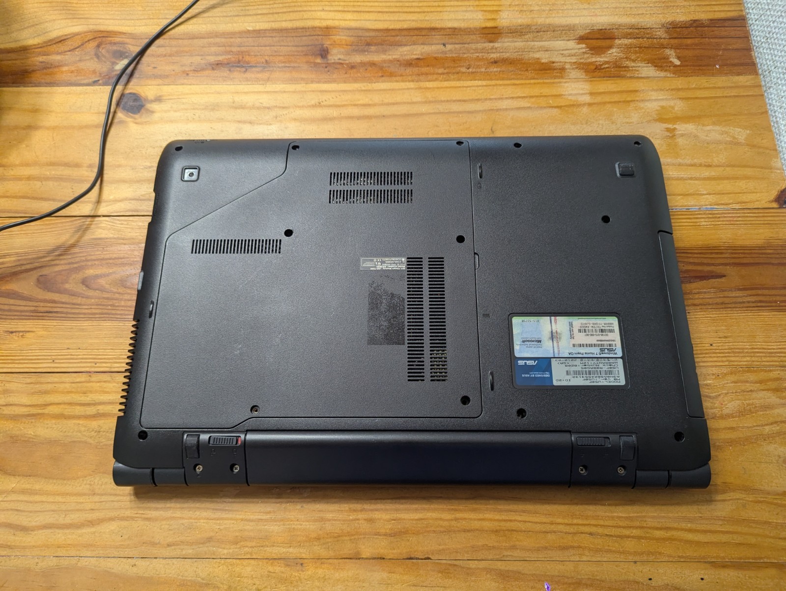 ASUS U50F RBBAG05 INTEL I3 330M 2GB NO HD posts works, FOR PARTS