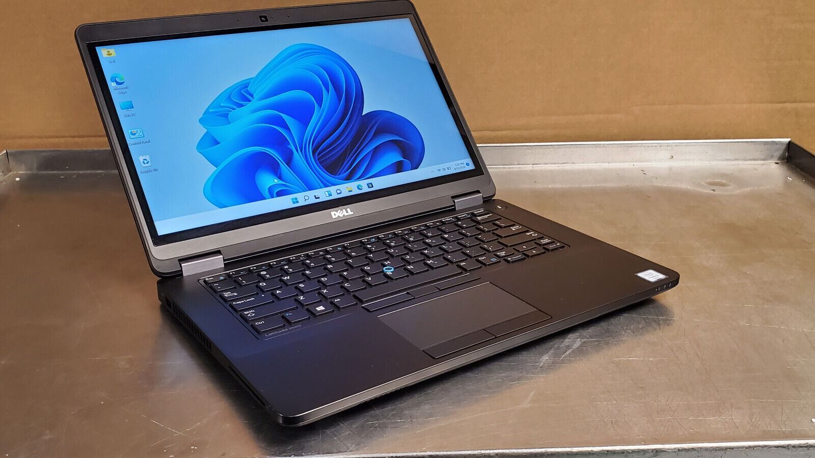 Dell Latitude E5470 14″ i5-6300U 2.4GHz 16GB RAM 500GB SSD WIN 11 Pro FHD TOUCH
