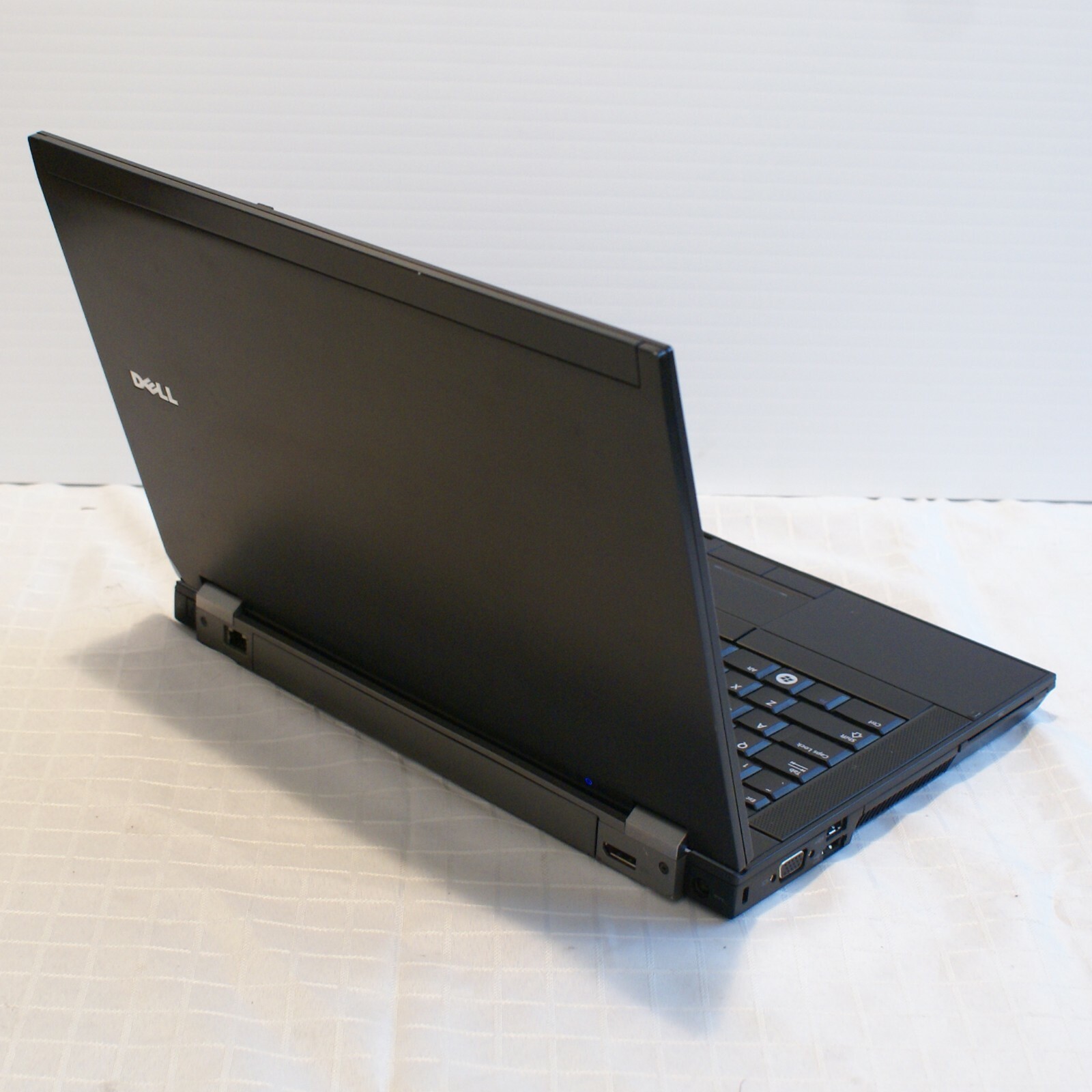 Dell Latitude E6400 Intel C2D P-8700 2.53Ghz 4GB 250GB Windows 10 Pro Ac Adapter