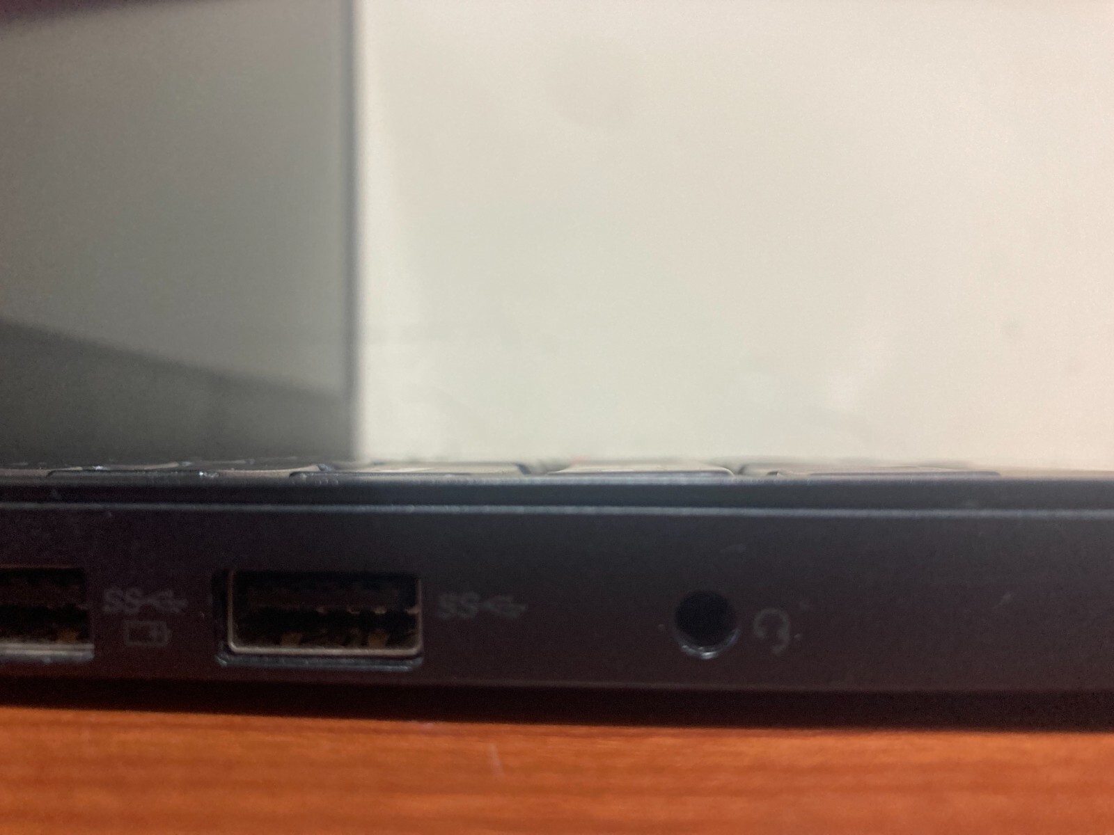 Lenovo ThinkPad E580 Intel Core i5-8th Gen *PARTS ONLY* *NO DISPLAY**READ*