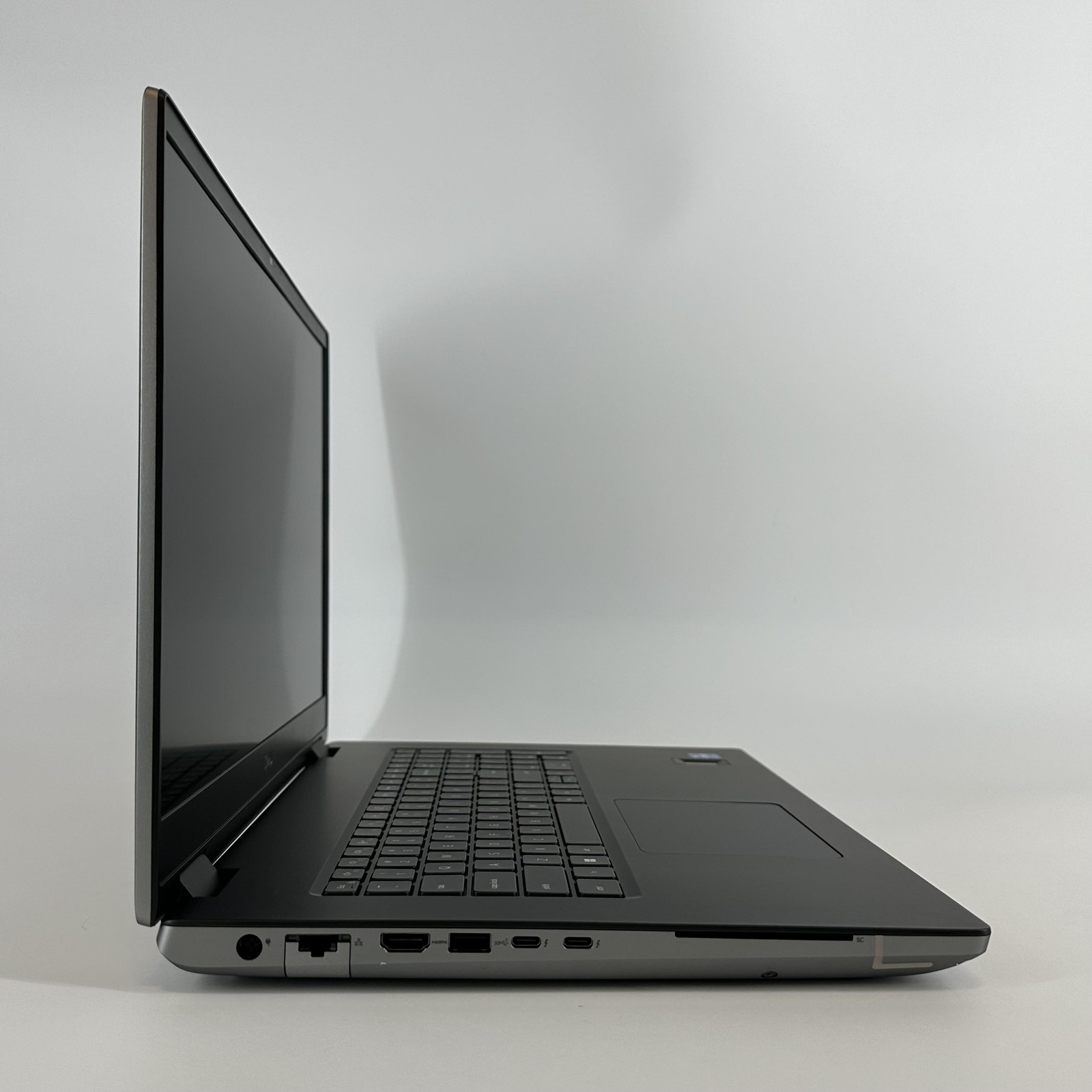 Dell Precision 7780 17.3 FHD 2.2 GHz i9-13950HX 64GB 512GB SSD RTX 4000 Ada