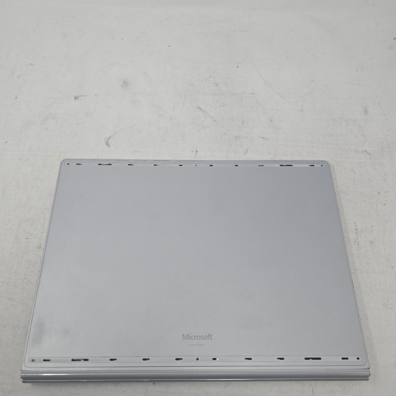 Microsoft Surface Book 2 1832 13.5″ i5-7300U 8GB 128GB SSD W10 Pro