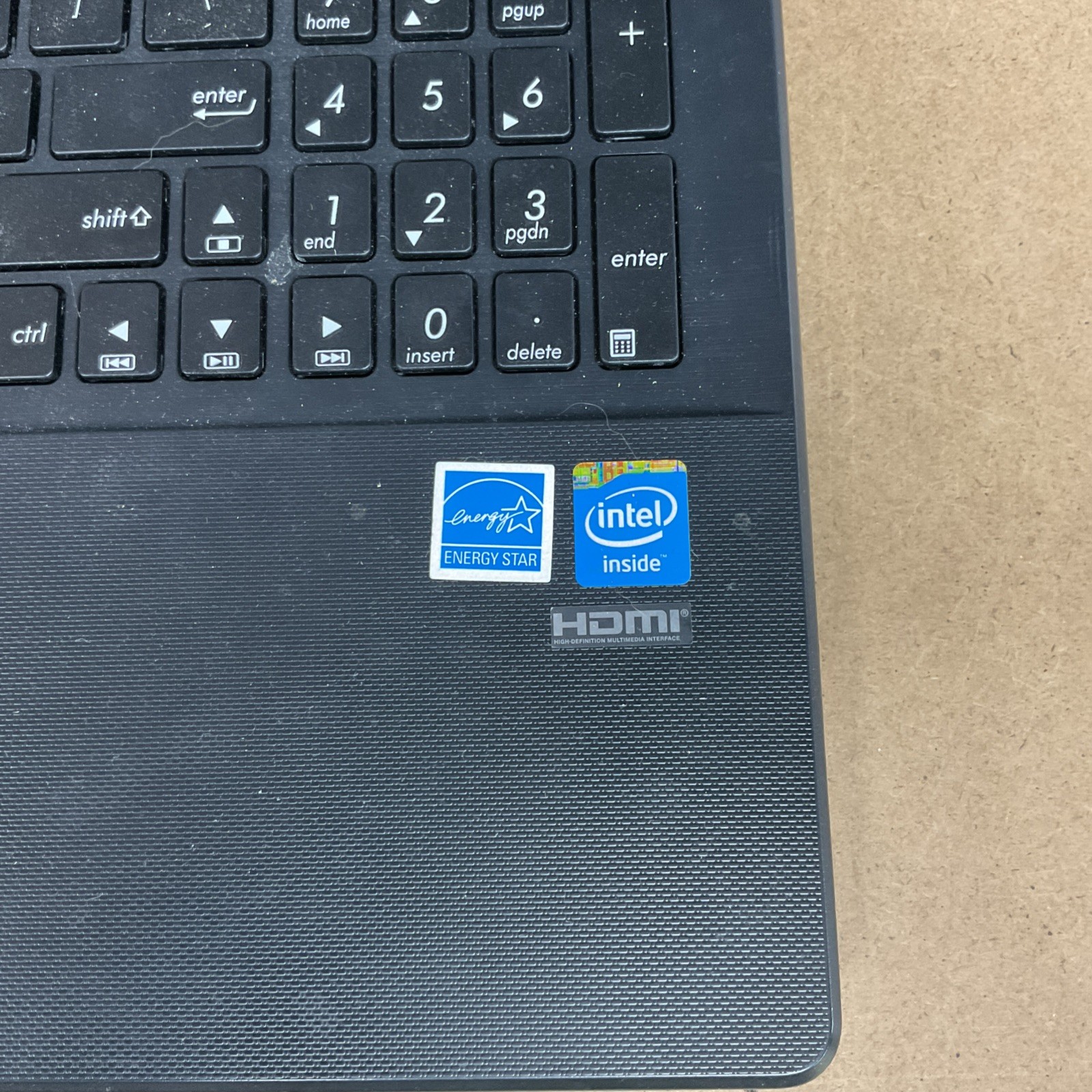 Asus X551C Notebook PC Laptop X551CA-HCL1201L – Untested Missing Screws