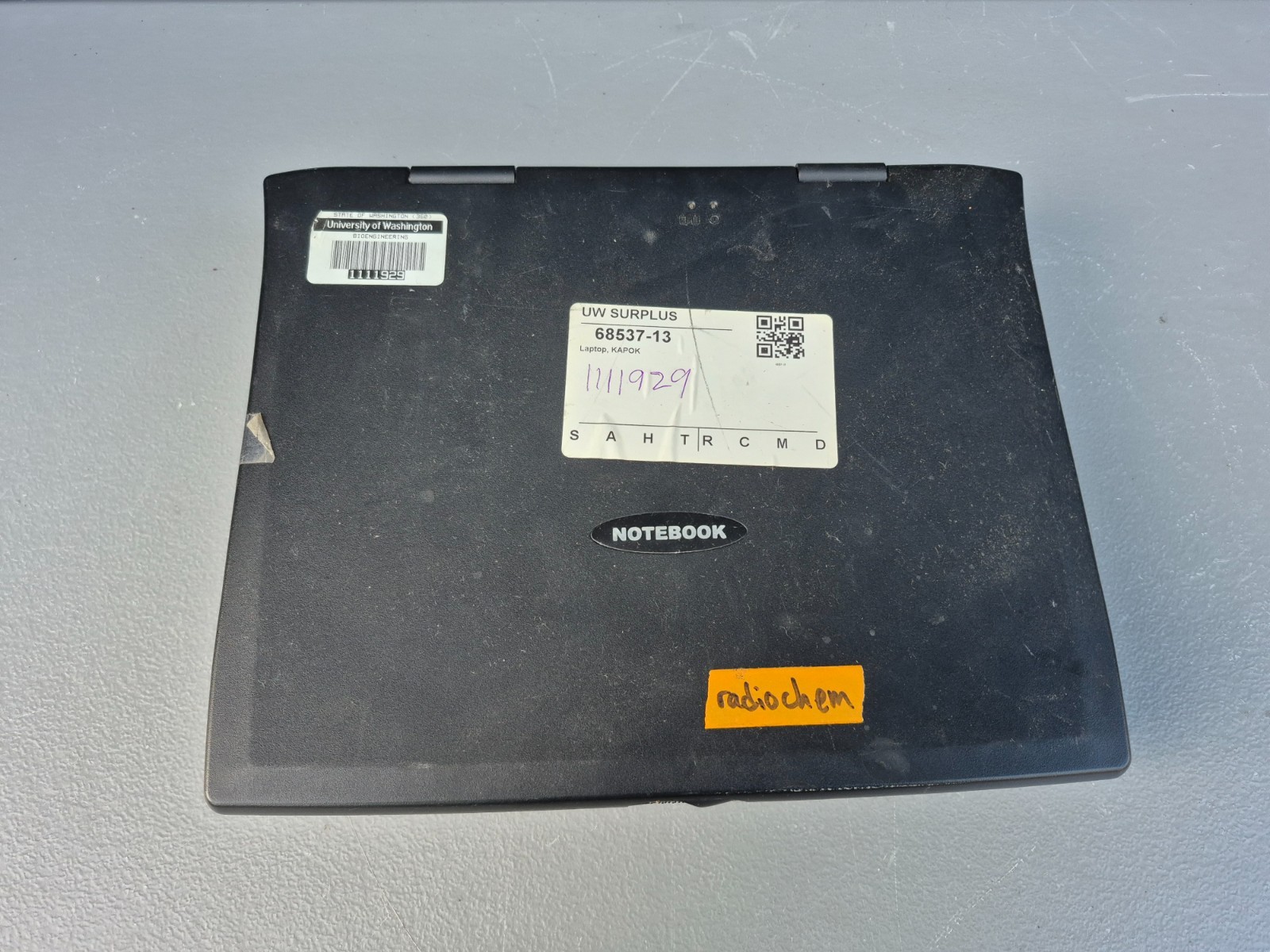 Vintage Kapok Laptop Notebook Model 1300M No Hard Drive Pentium II